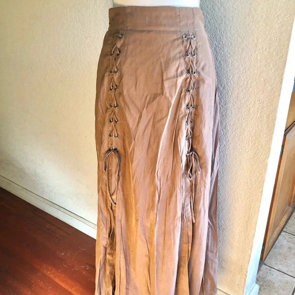 Scarlet Darkness Maxi Long Skirt Renaissance Double Layer Overskirt Brown - Picture 5 of 11